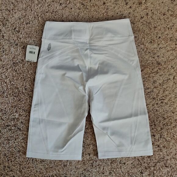 NEW $68 Free People High-Rise Biker Baby Short Small - Picture 11 of 17